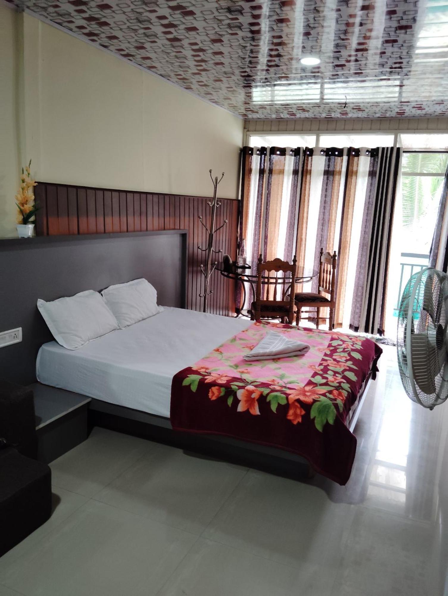 Riya Home Stay Munnar Anaviratty Екстериор снимка